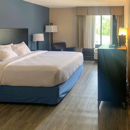 Days Inn By Wyndham Horsham Philadelphia Esterno foto