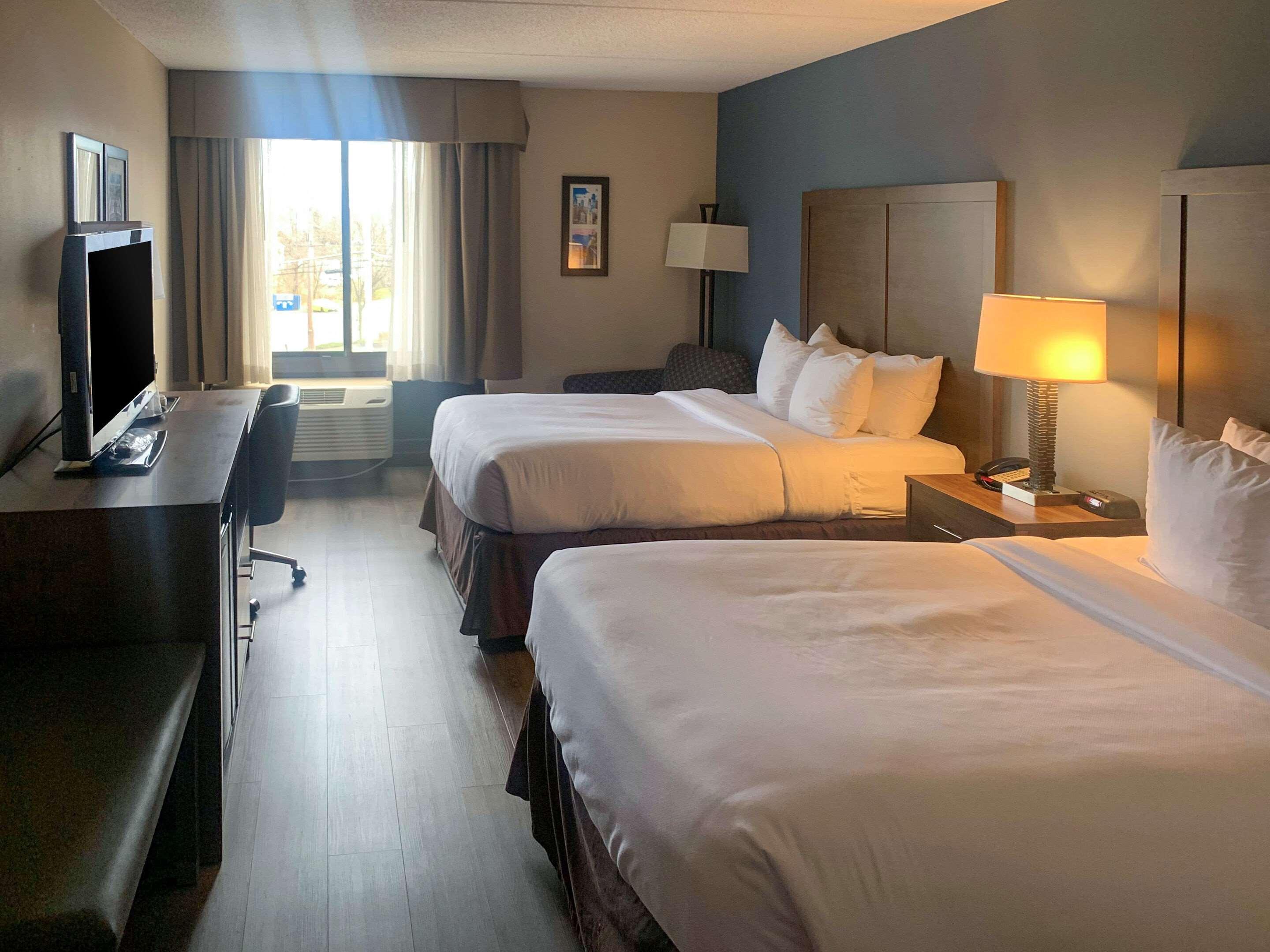 Days Inn By Wyndham Horsham Philadelphia Esterno foto