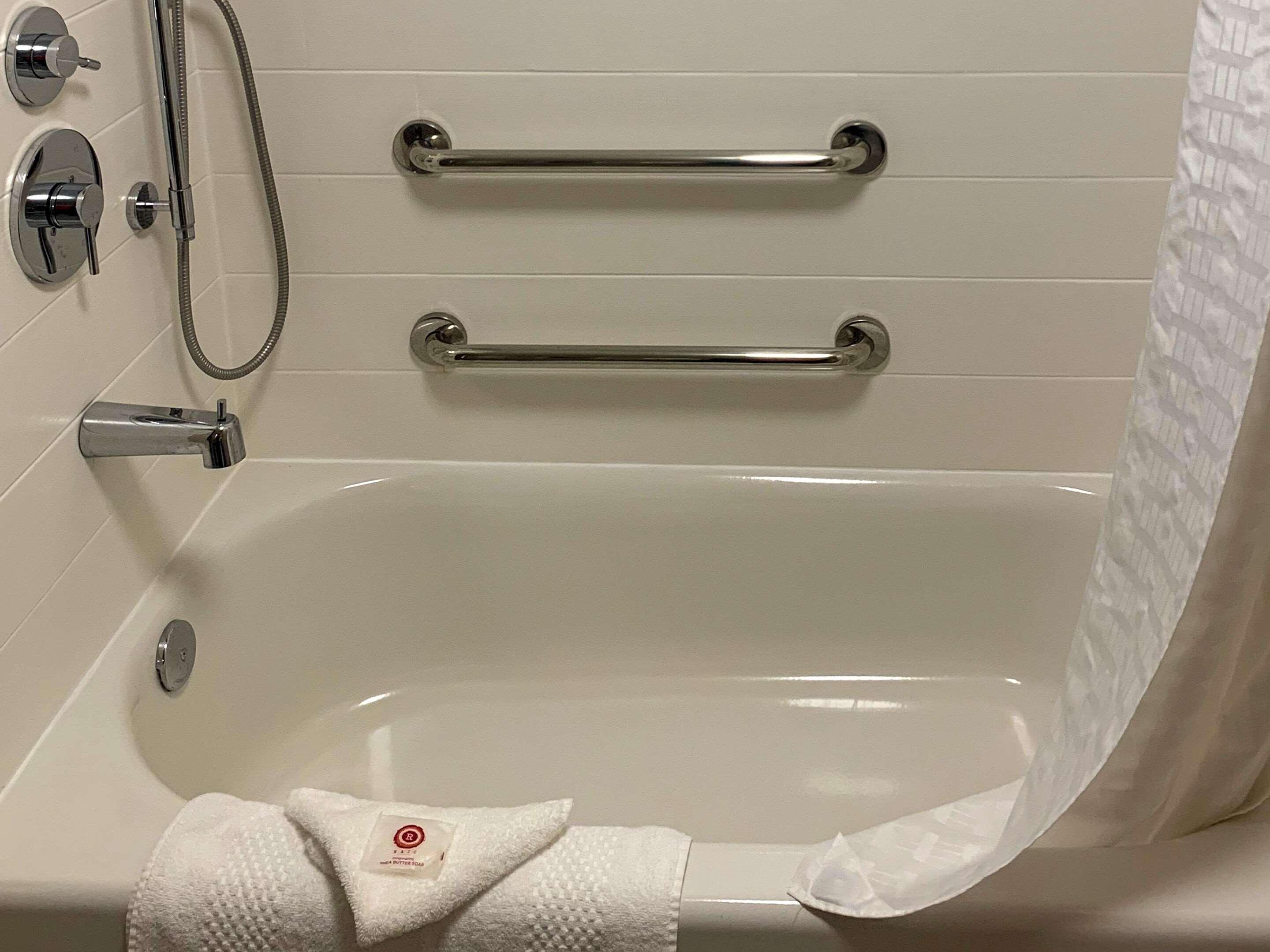 Days Inn By Wyndham Horsham Philadelphia Esterno foto
