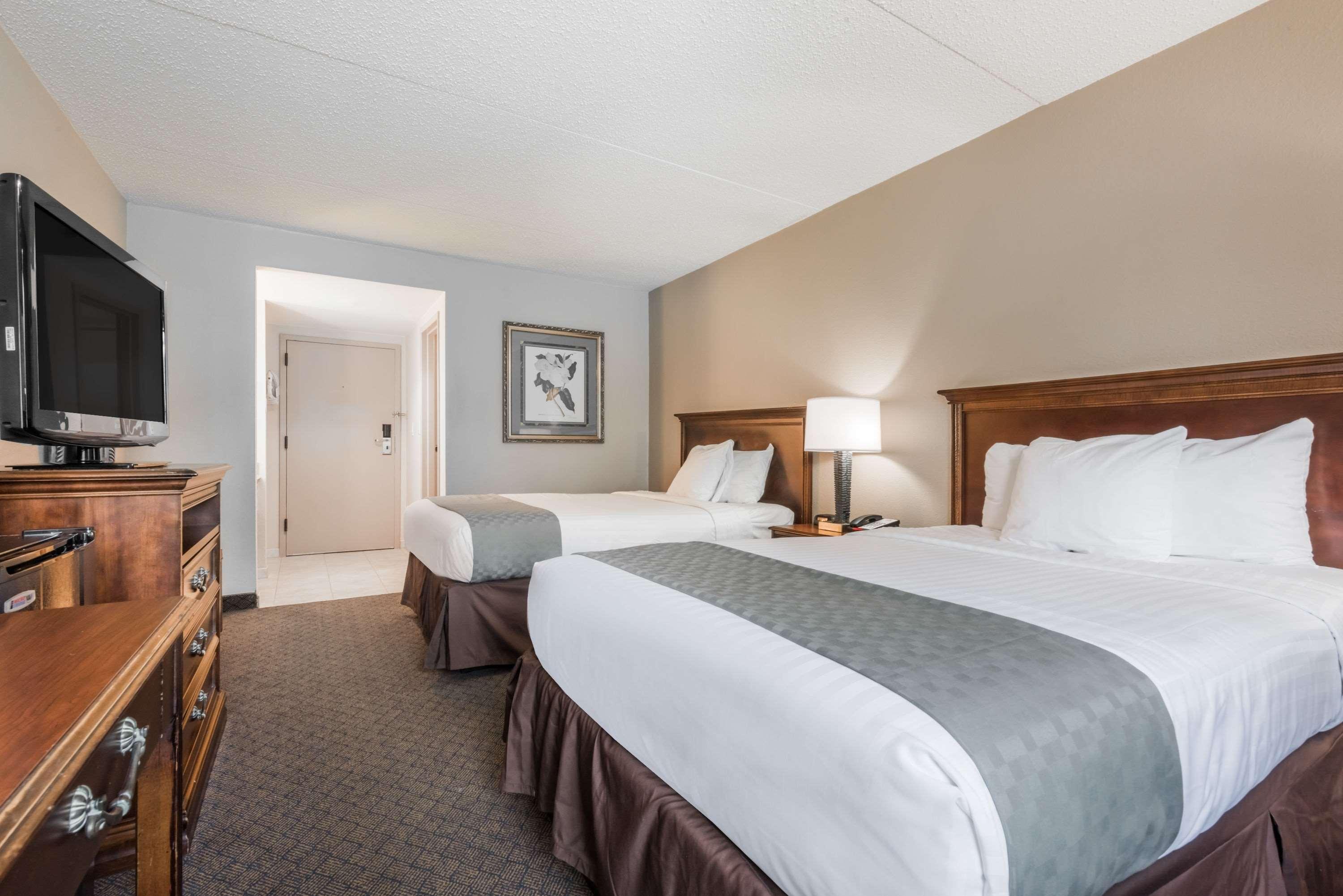 Days Inn By Wyndham Horsham Philadelphia Esterno foto