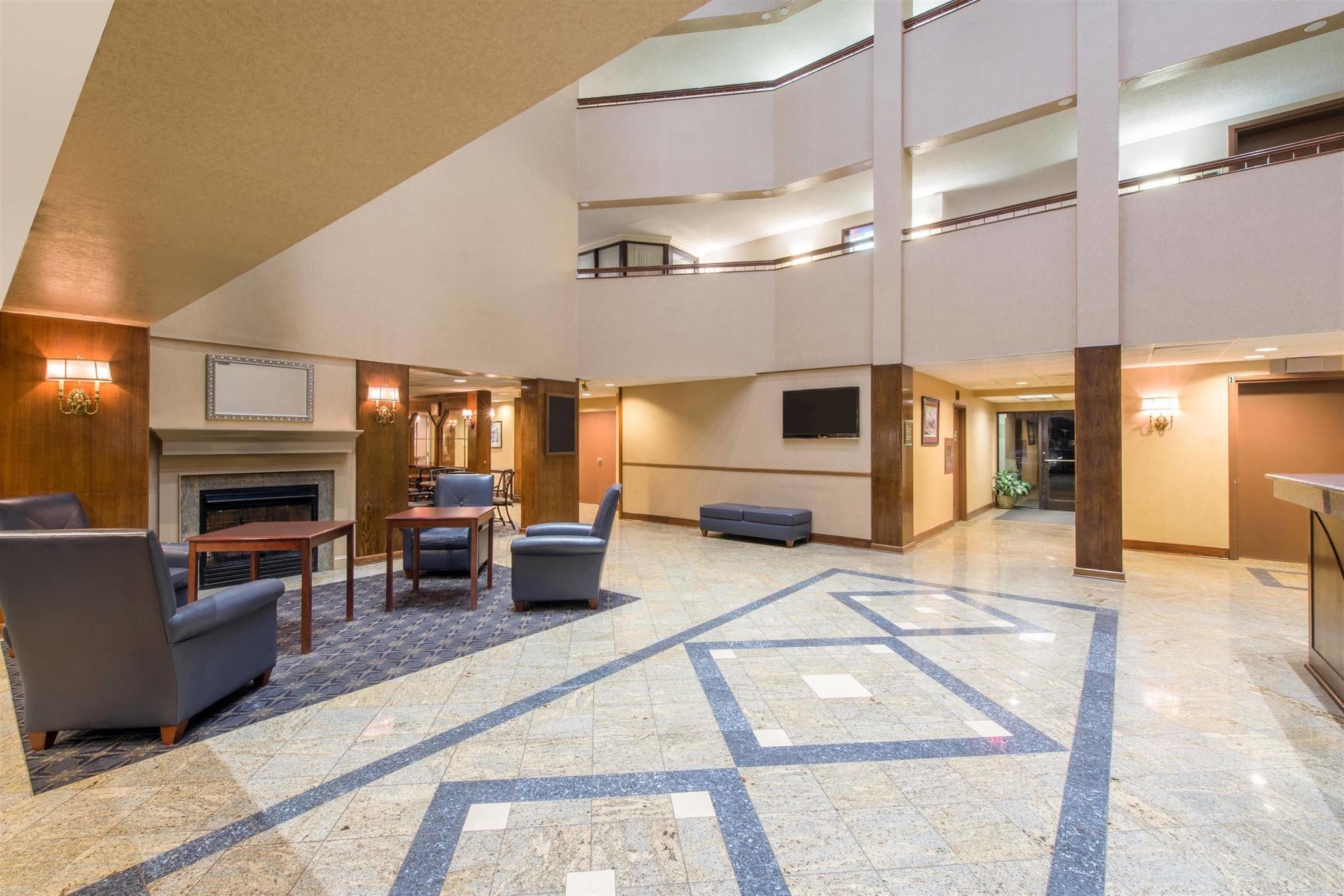 Days Inn By Wyndham Horsham Philadelphia Esterno foto