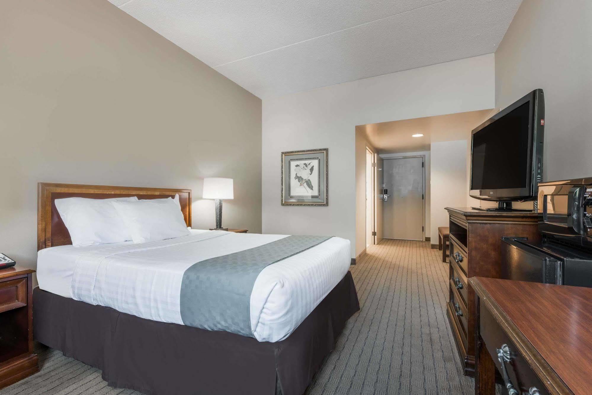 Days Inn By Wyndham Horsham Philadelphia Esterno foto